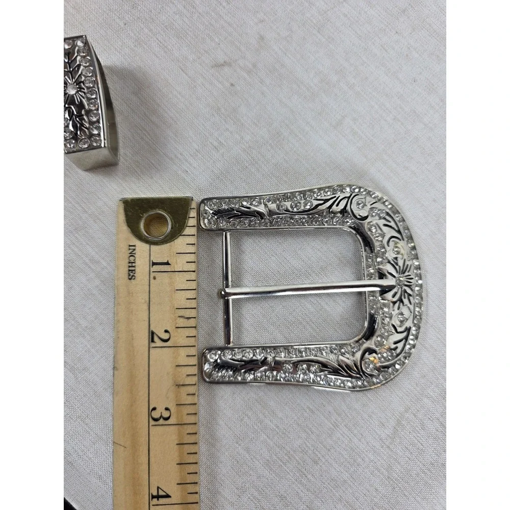 Silver Tone and Rhinestone Pin Style Belt Buckle with‎ Belt Loop Western